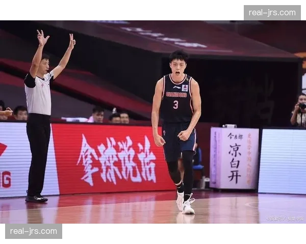 前场逼抢触发点选择优化 CBA球队防守策略更具针对性