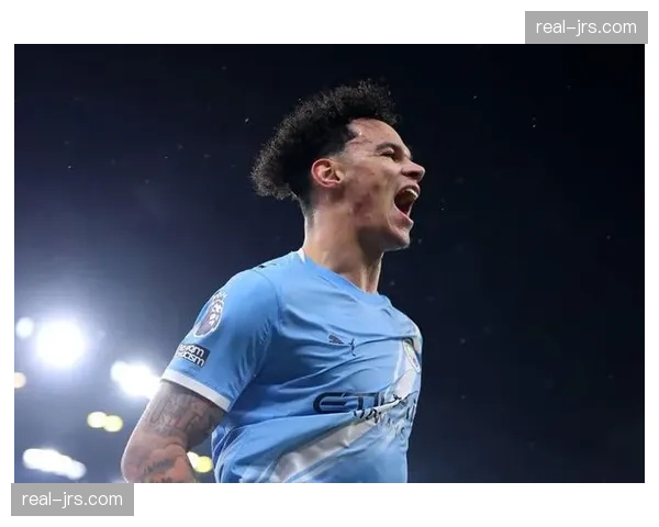 曼城3-0完胜富勒姆紧追榜首 争冠悬念再度拉满