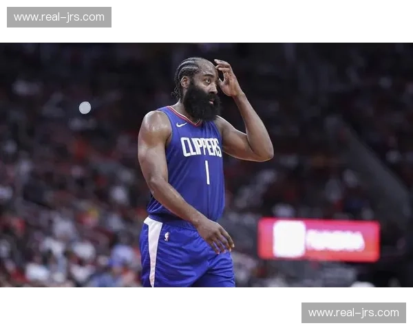 骑士哈登阿伦挡拆重现休斯顿盛况，内线终结效率大幅提升